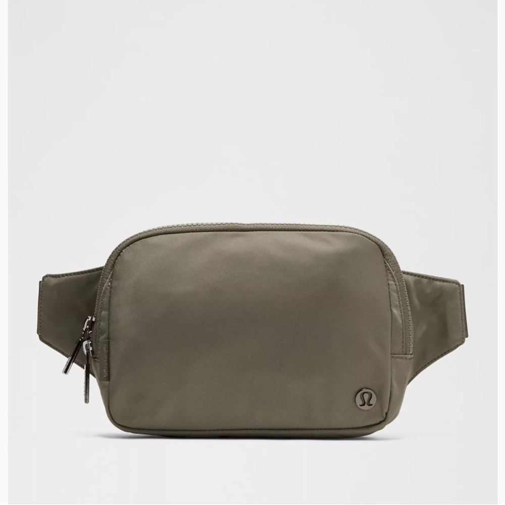 Lululemon Athletica Green Everywhere Belt Bag Crossbody Large 2L